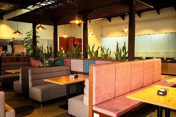 Low Budget Restaurant Interior Design