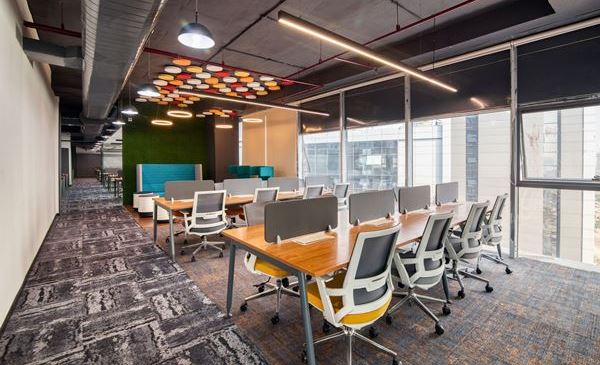 Modern Corporate Office Design